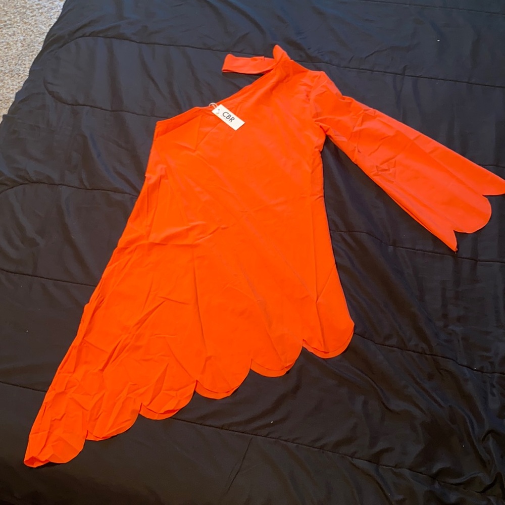 CBR NWT one shoulder top size s